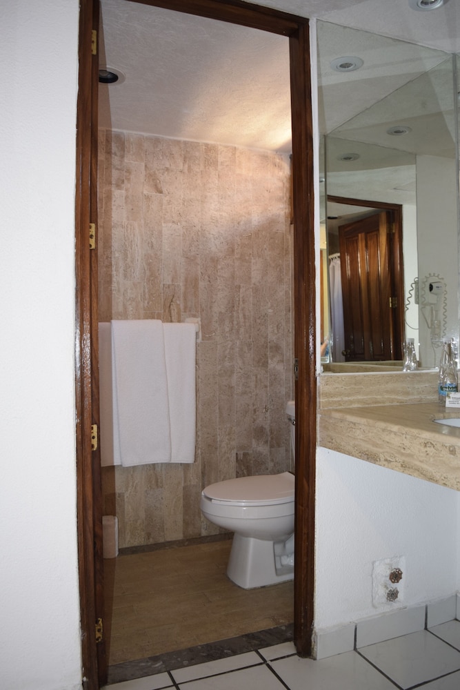 Standard Room - Photo 3