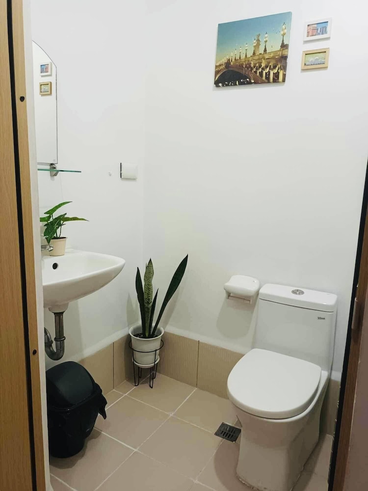 Comfort Condo, 1 Bedroom, Pool View photo 2