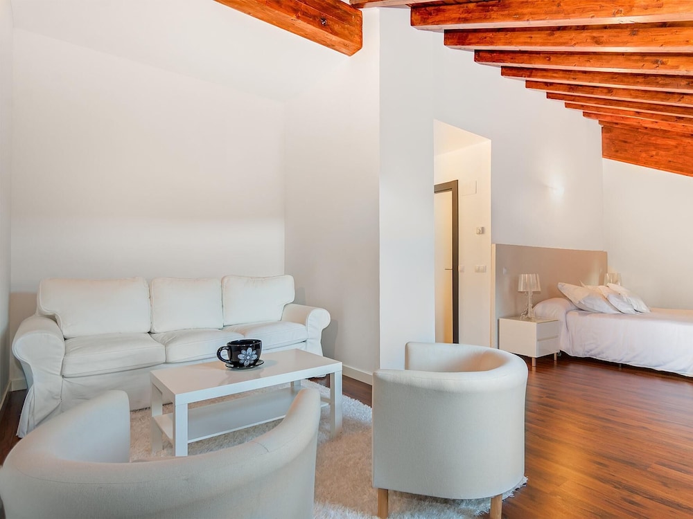 Comfort Suite, Ensuite, Mountain View photo 3