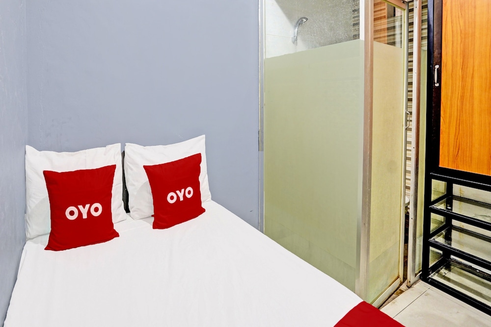 Standard Double Room - Photo 9