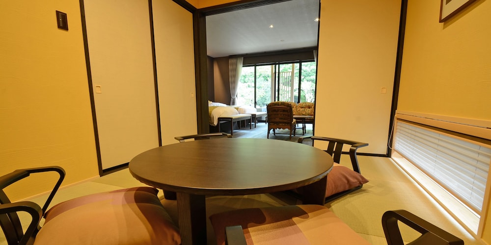 House [Kaede] Twin Bed Room, Japanese Style Room, Open-air Bath photo 2