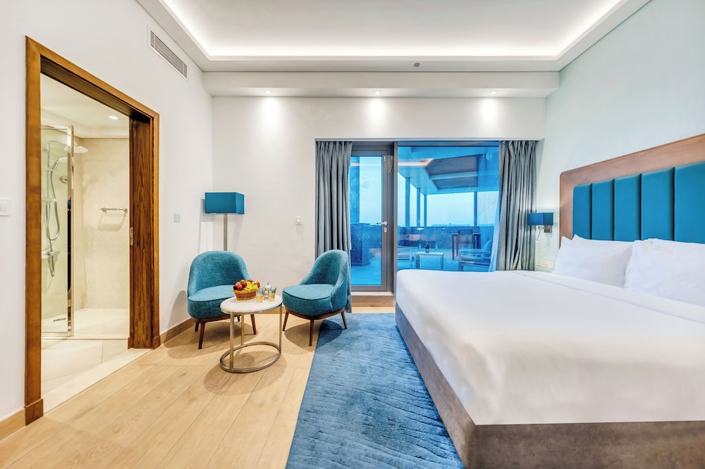 Superior Double Room, City View photo 3