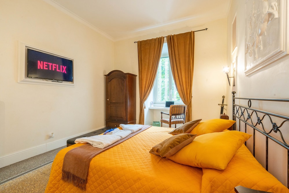 Standard Double Room, 1 Queen Bed