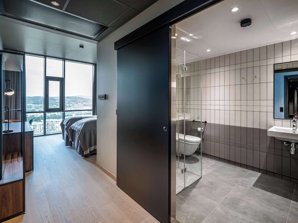 Twin Room (Accesible) - Photo 7