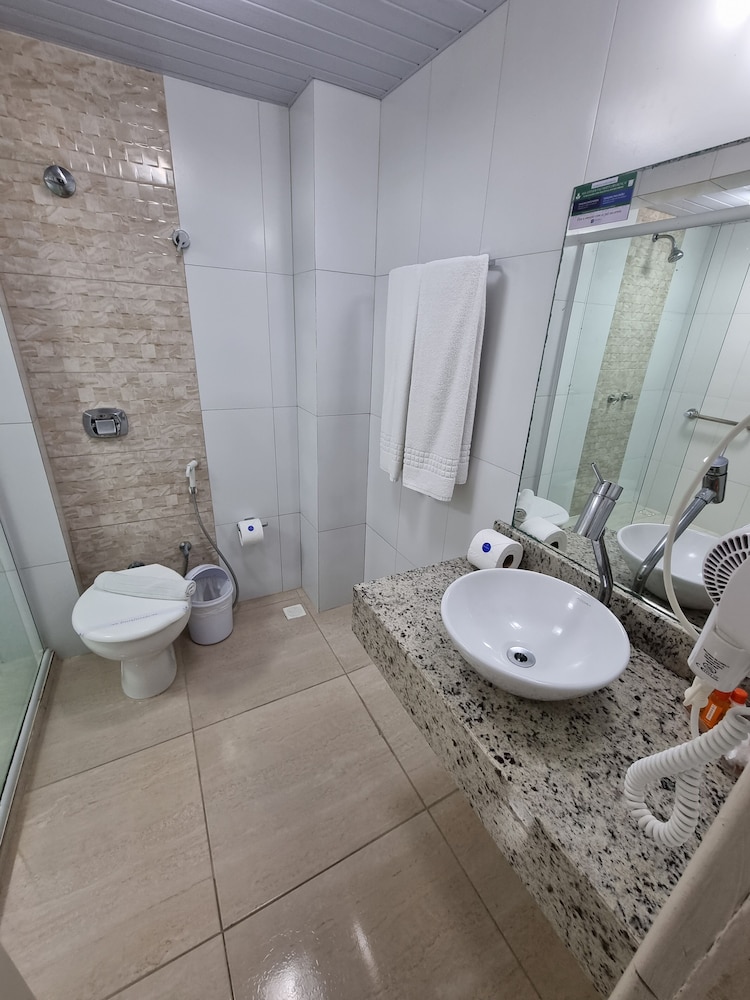 Standard Quadruple Room - Photo 3