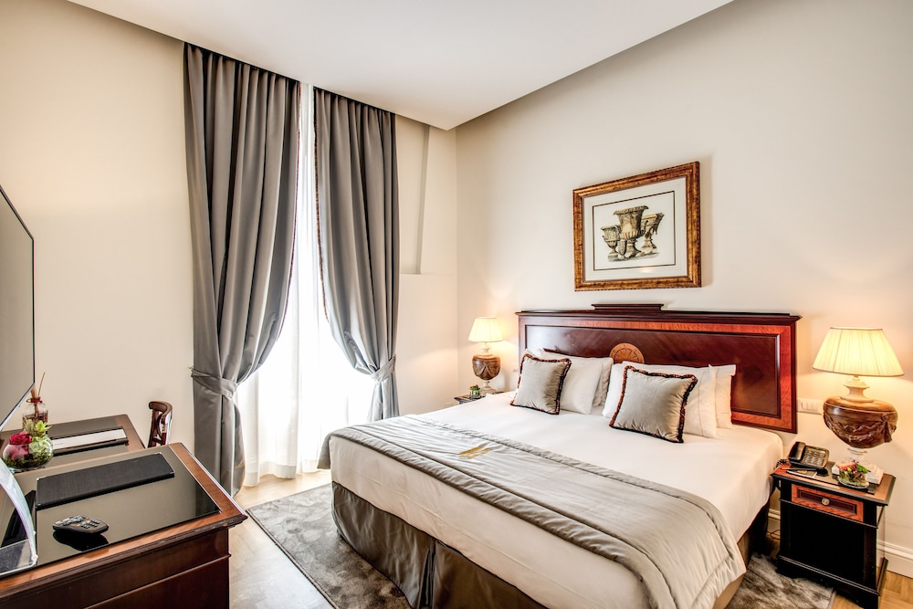 Superior Suite, 1 King Bed With Sofa Bed