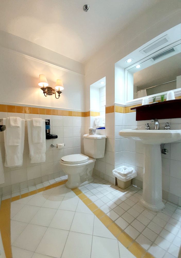 Signature Room, 2 Queen Beds, Mountainside - Photo 2