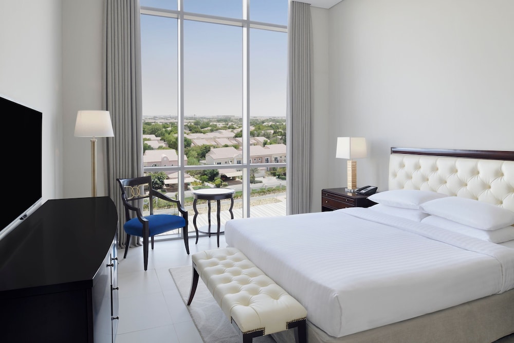 Executive Suite, 1 King Bed (View) photo 1