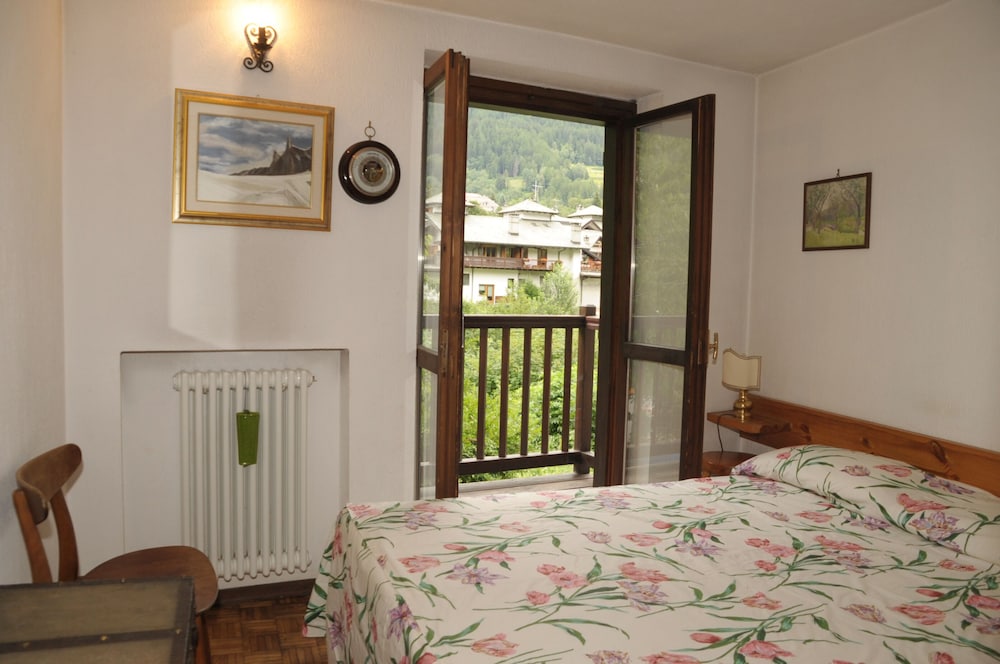 Apartment, 2 Bedrooms, Balcony