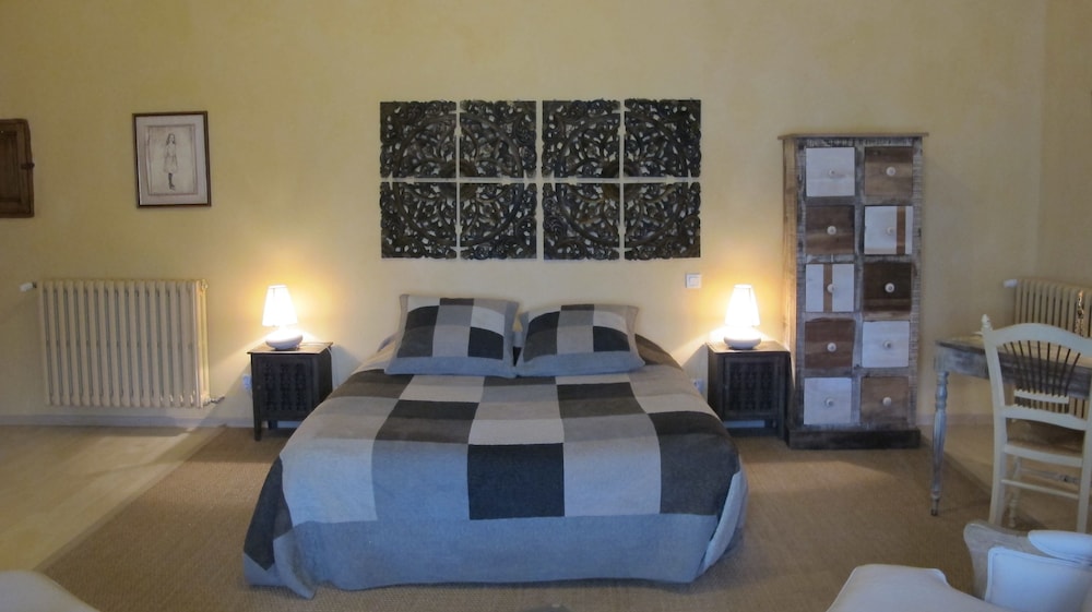 Double Room (Forbin) photo 1