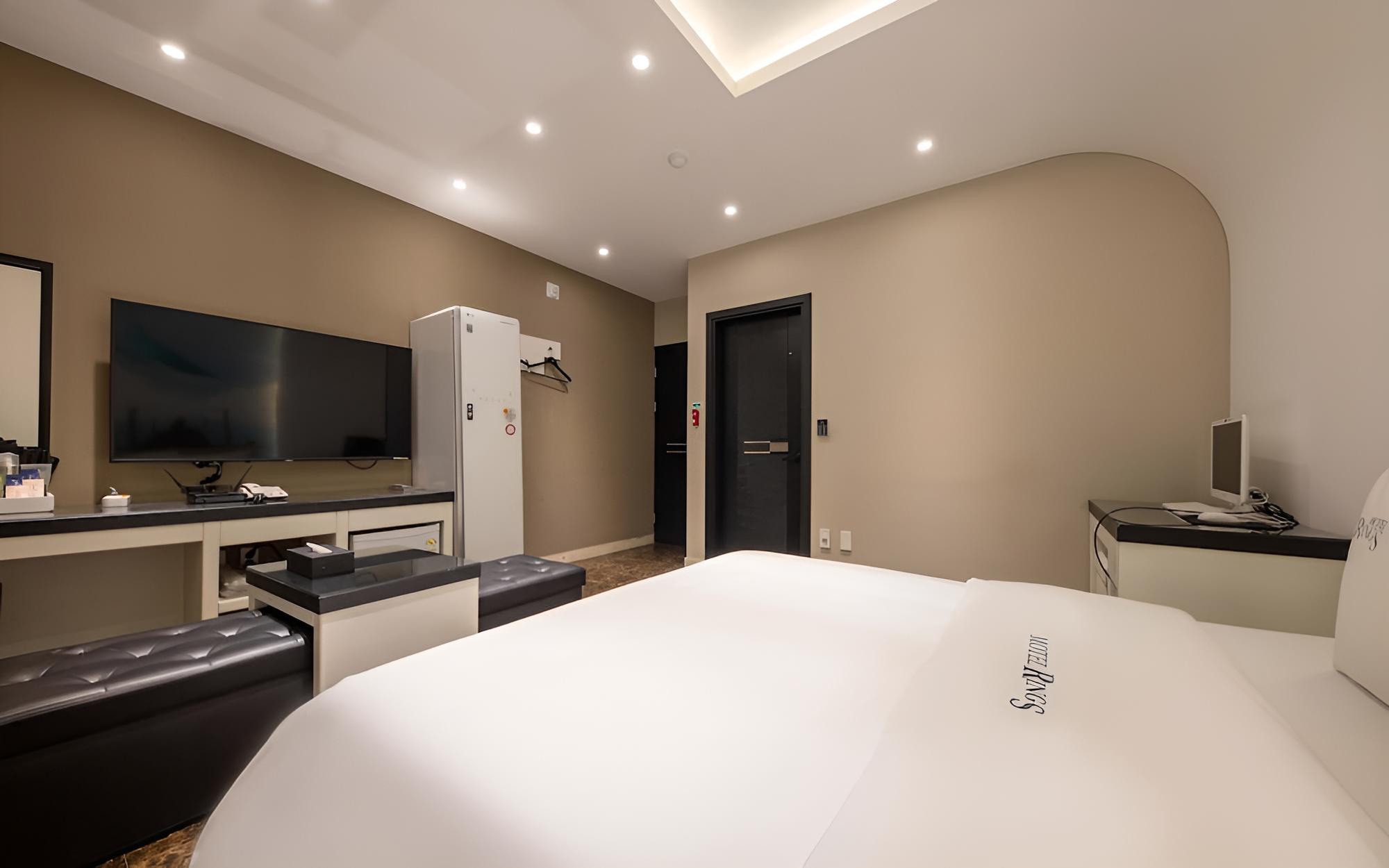 Room (Styler room) - Photo 3