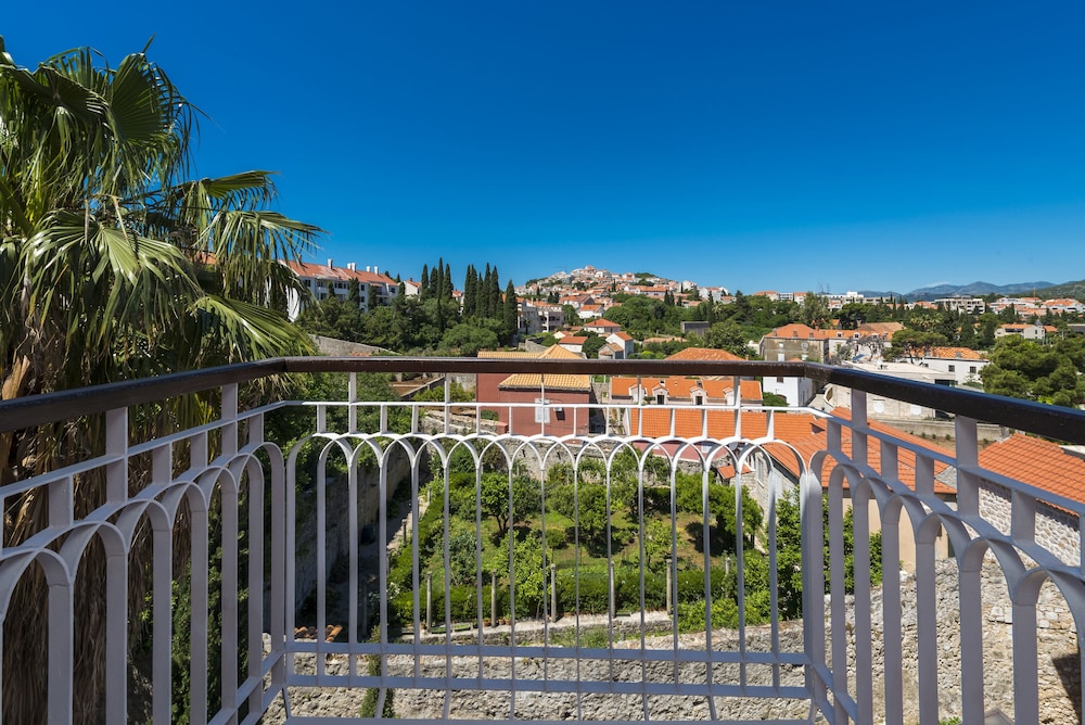 Junior Suite, Balcony, Garden View photo 3