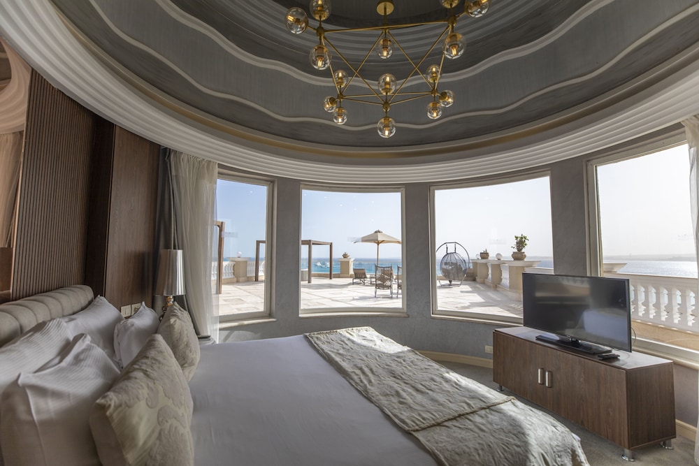 Royal Suite