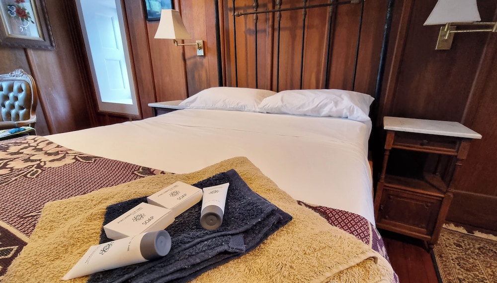 The Rose Room photo 2