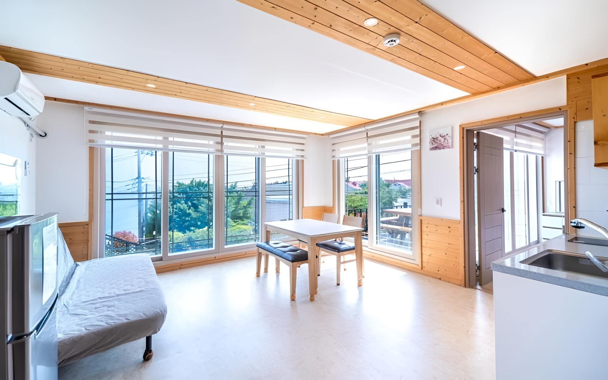 Room (Salted Caramel (Ocean View)) photo 1