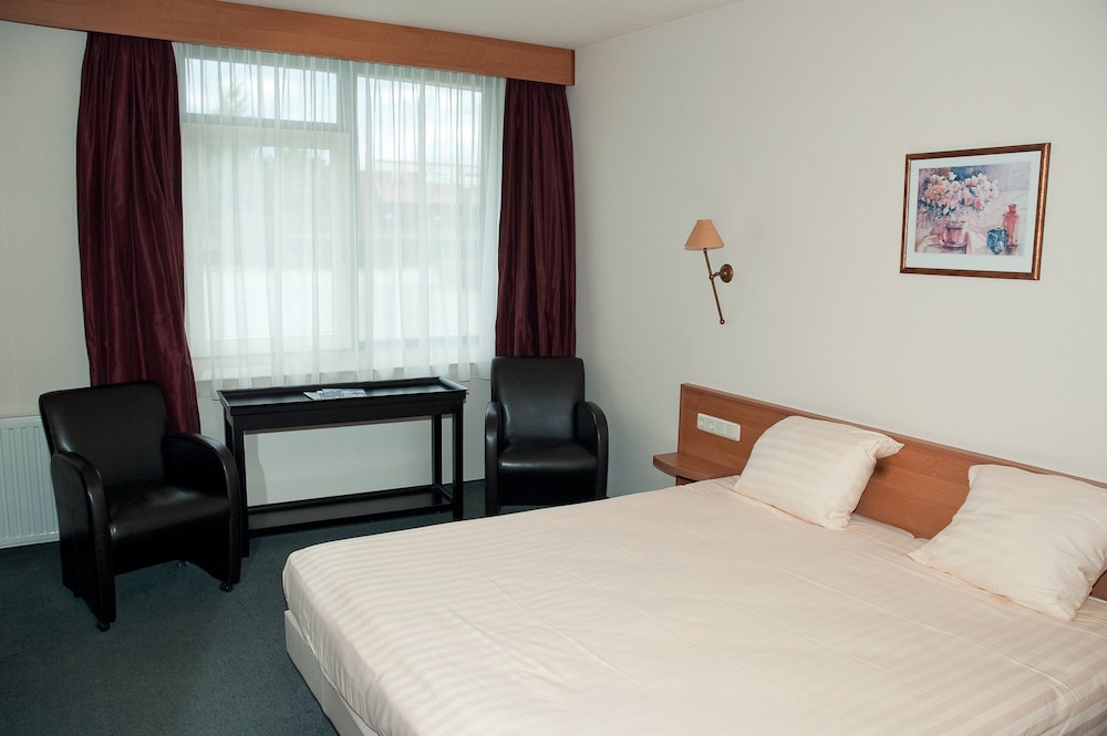 Comfort Double Room, Bathtub photo 3