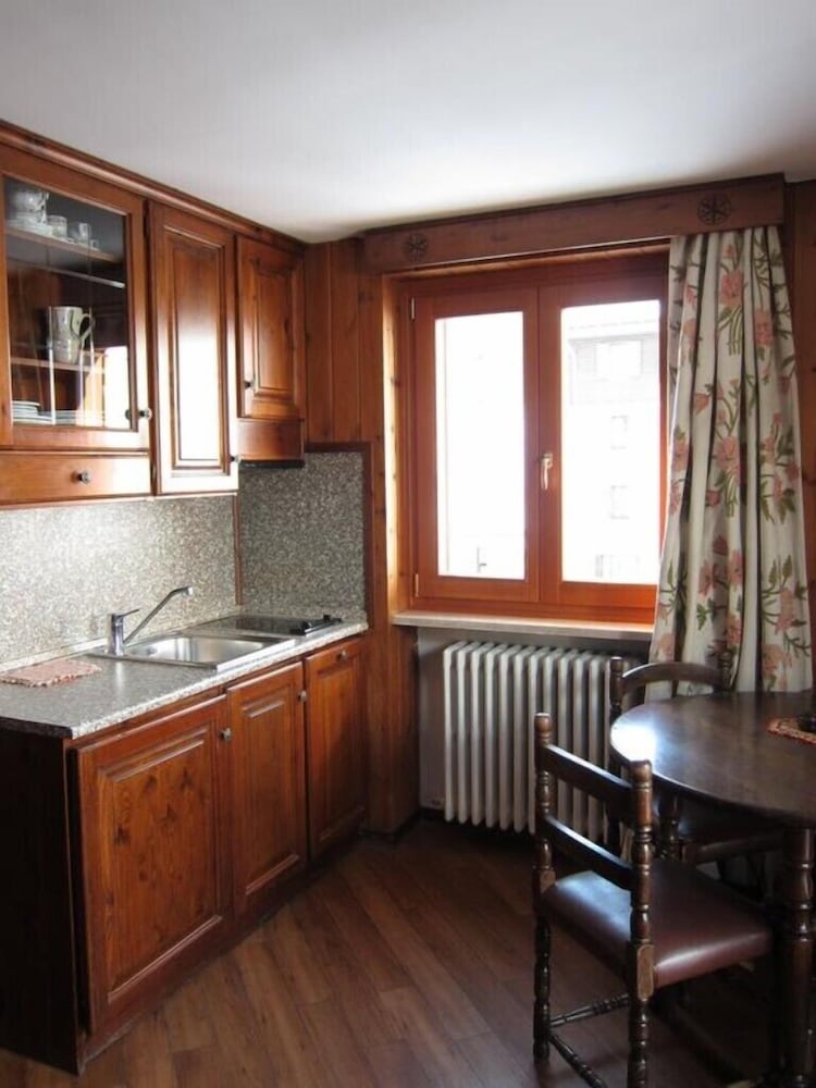 Apartment, 2 Bedrooms, Mountain View photo 2