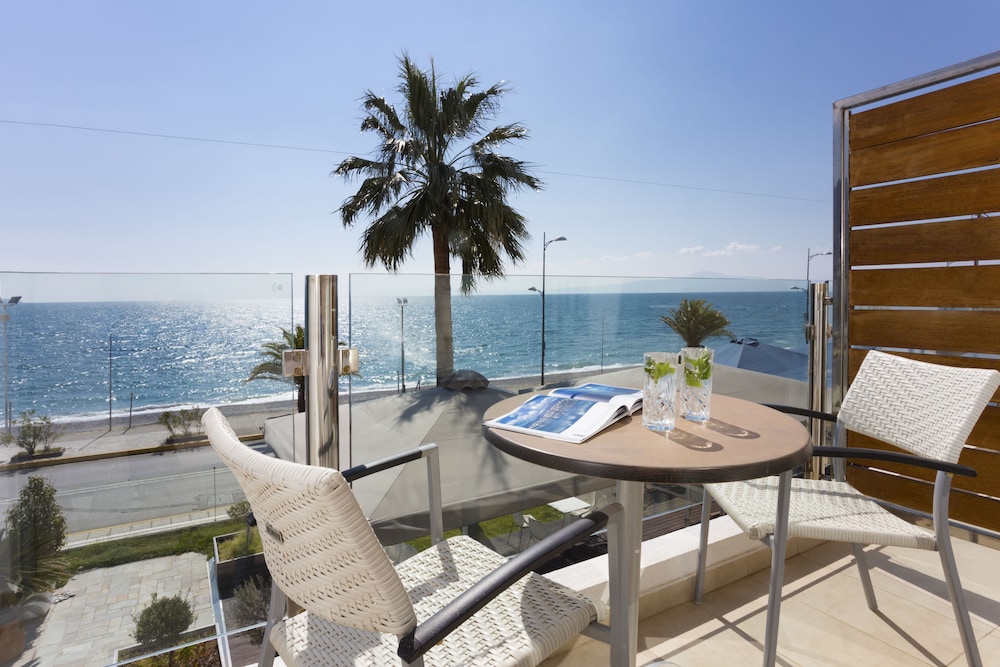 Double Room, Sea View - Photo 4