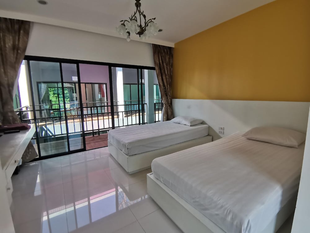 Twin Room, Pool View - Photo 1