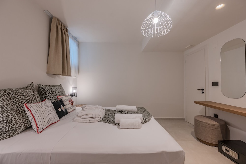 Villa, 6 Bedrooms, Private Pool, Sea View
