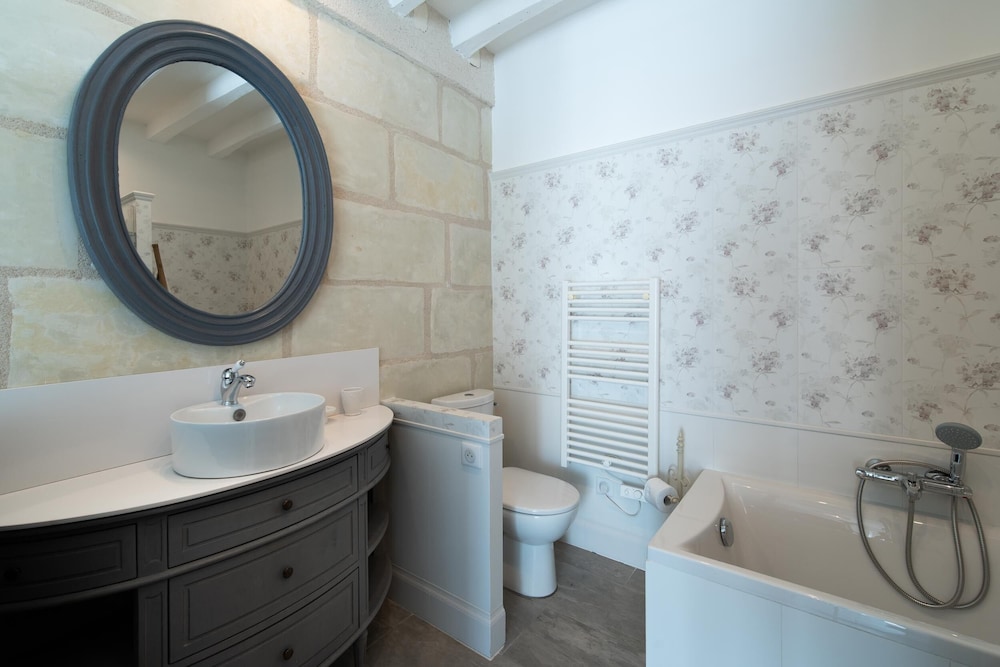 Triple Room, Ensuite (Chambre De Diane) - Photo 4