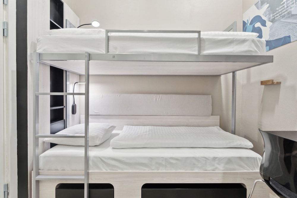 Economy Twin Room