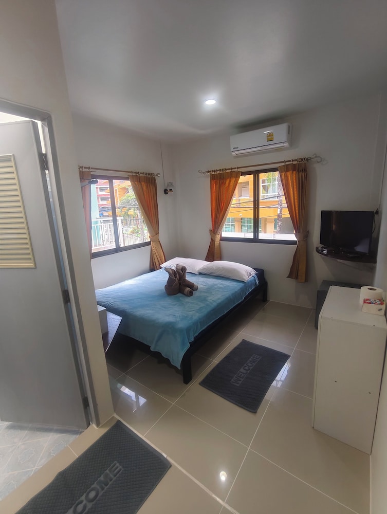 Basic Double Room