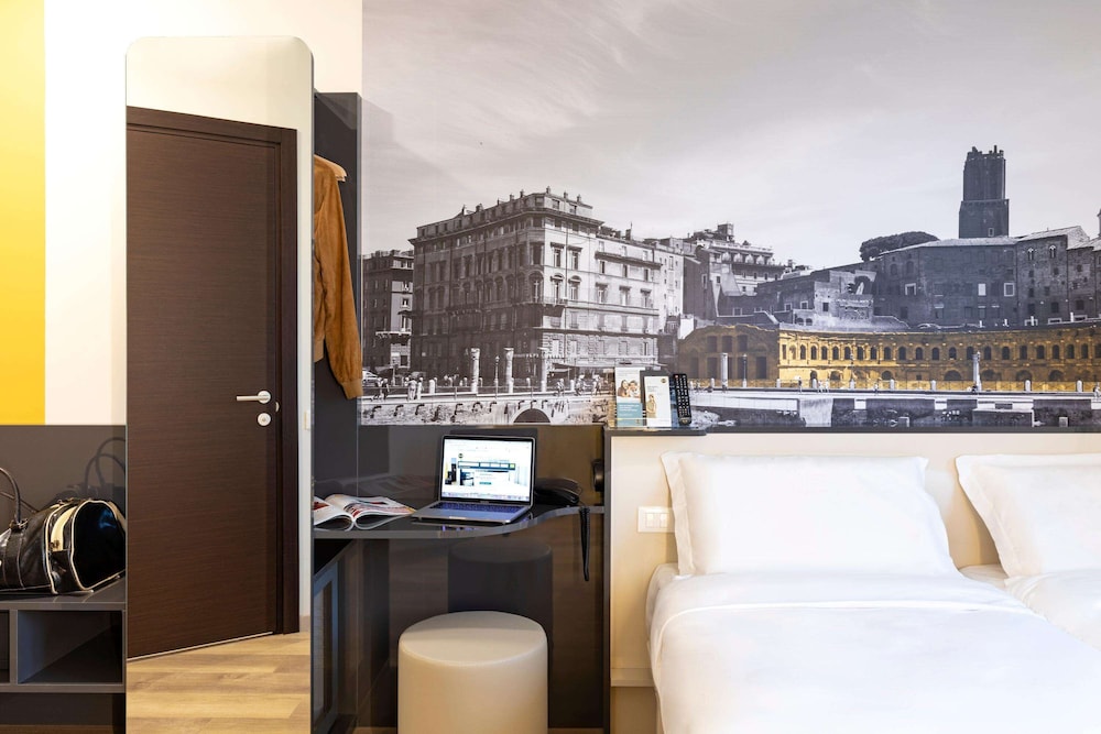 Standard Twin Room, Non Smoking - Photo 9