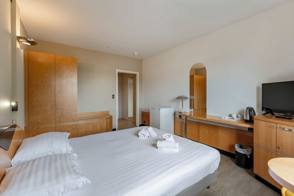 Executive Room Double with daily cleaning - Photo 4