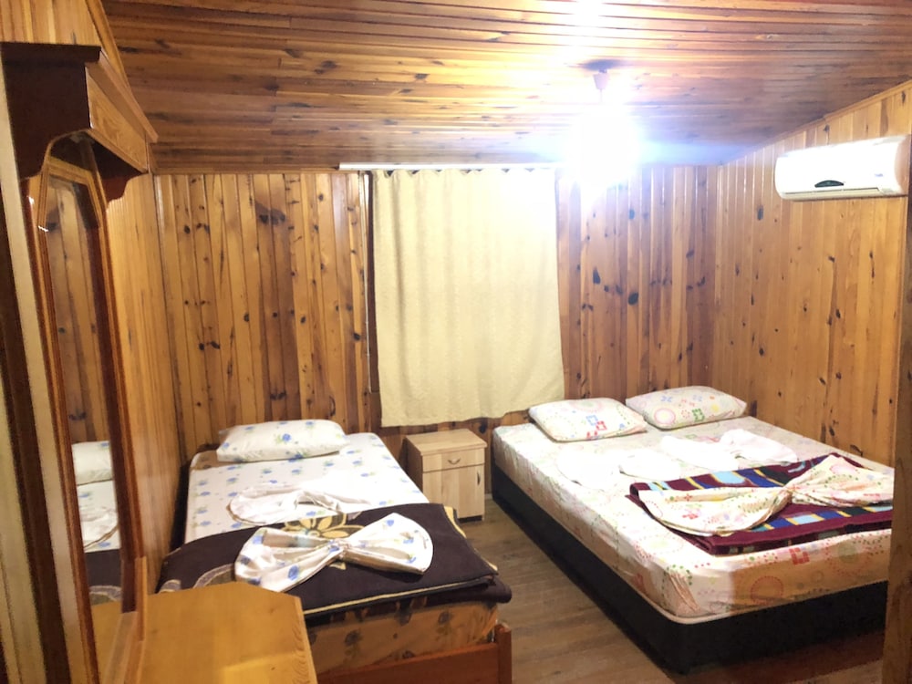 Basic Bungalow - Photo 12