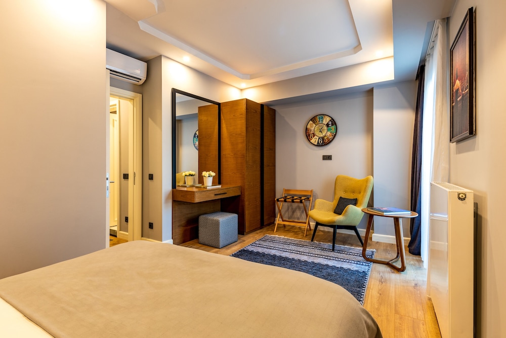 Luxury Suite photo 2