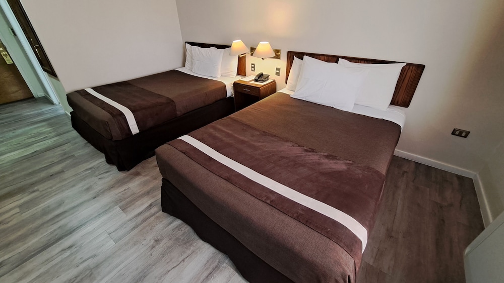 Double Room - Photo 5