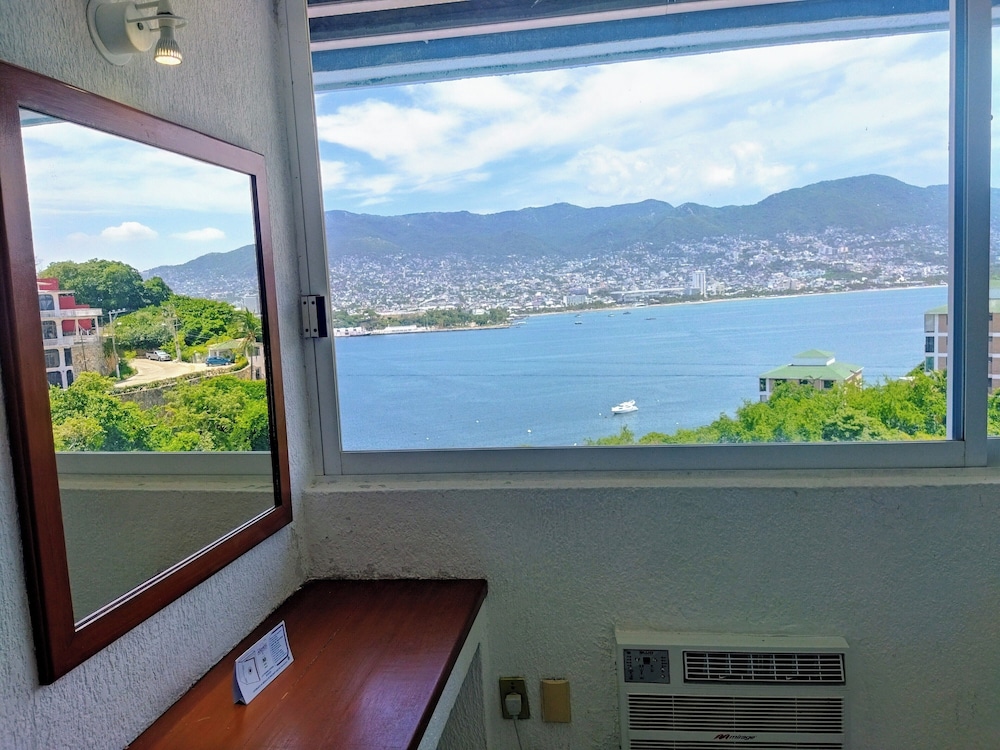 Standard Room, Sea View - Photo 8