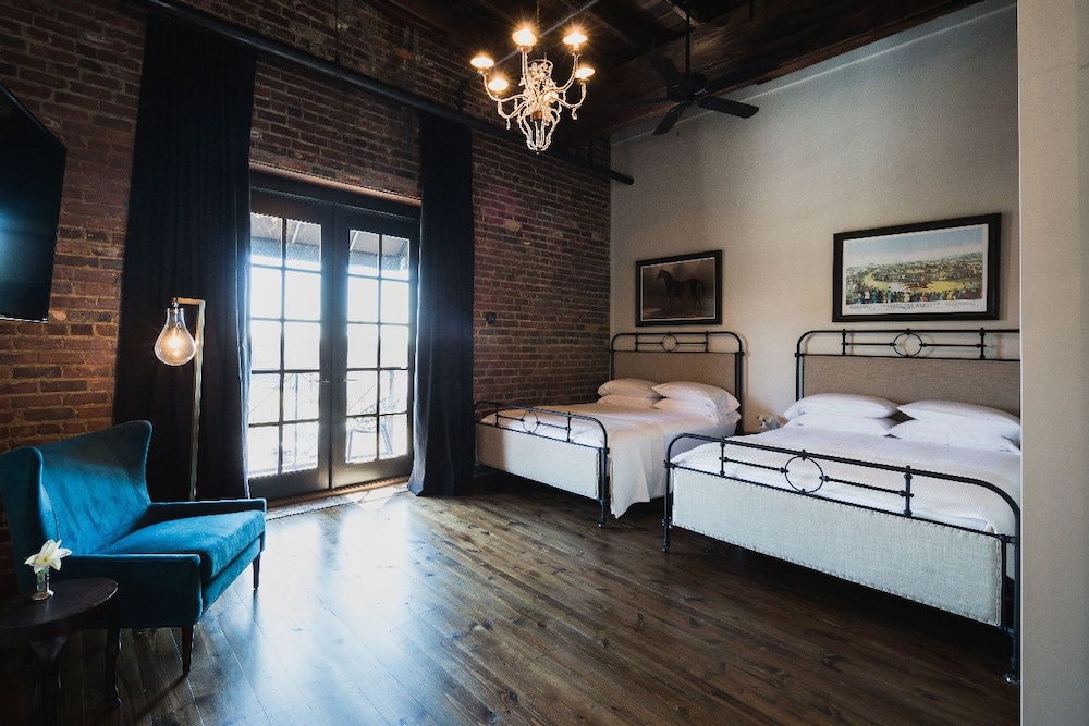 Superior Double Room, 2 Queen Beds photo 1