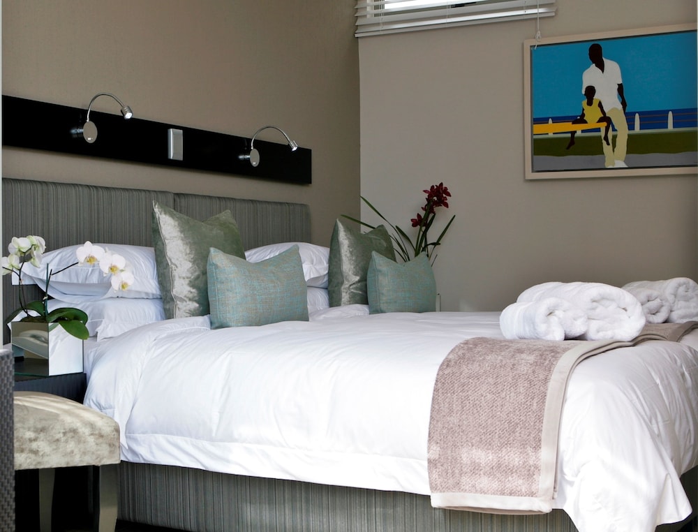 Luxury Suite - Photo 1