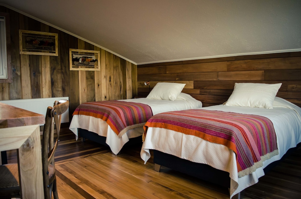 Standard Twin Room, 2 Twin Beds, Mountain View photo 2