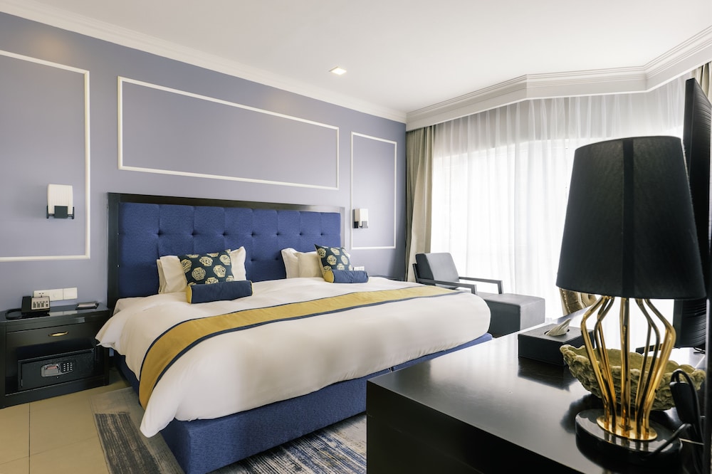 VIP Suite Tower Building