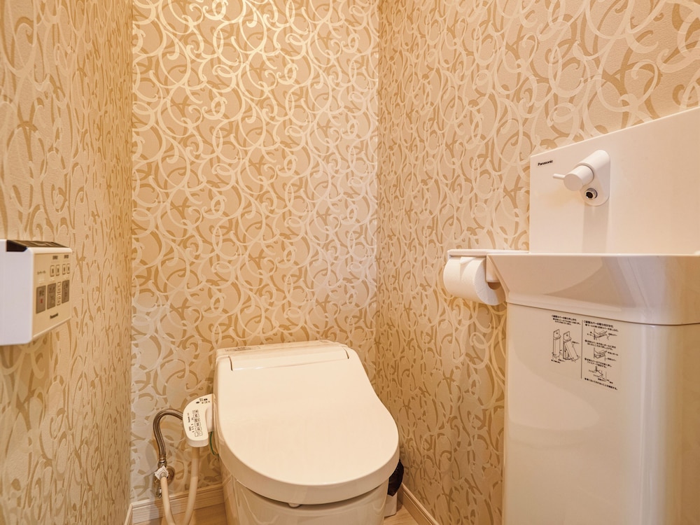 Twin Room, Non Smoking - Photo 2