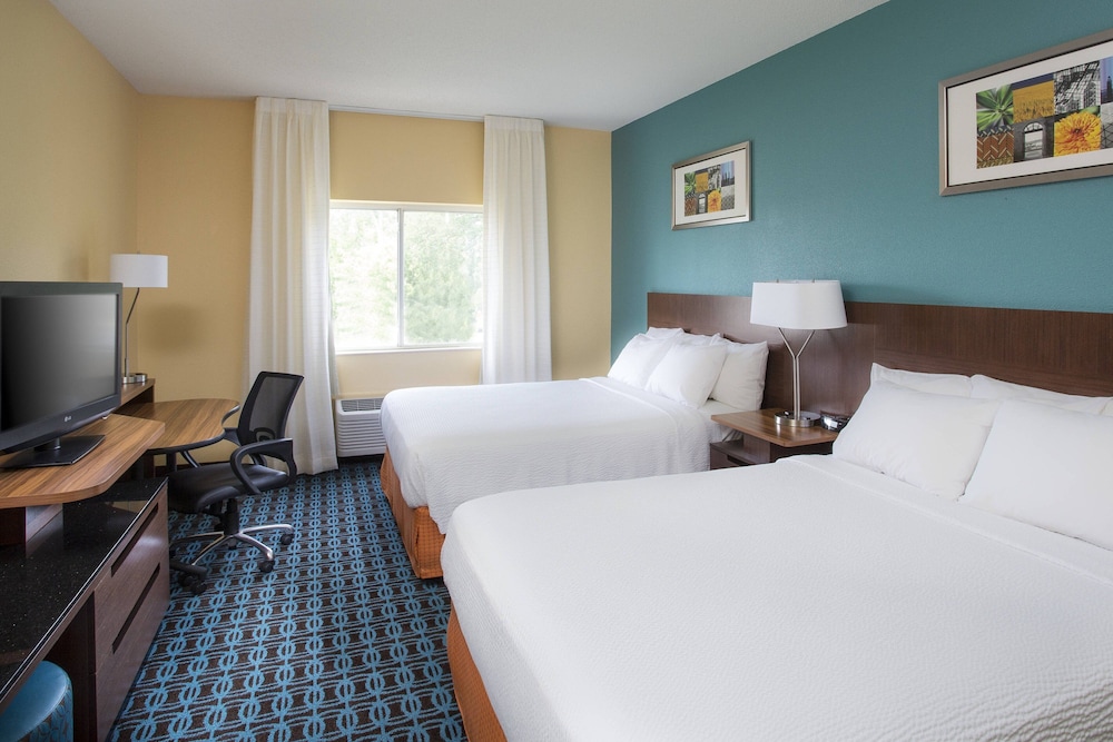 Room, 2 Queen Beds (Hearing Accessible) - Photo 1