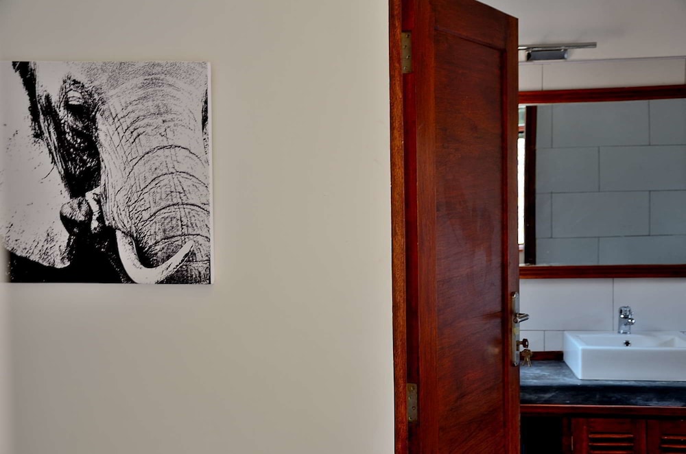 Family Room, 2 Bedrooms, Garden View