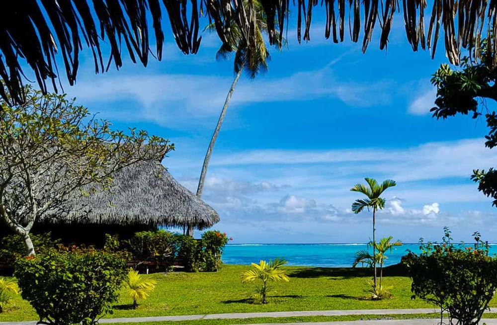 Deluxe Bungalow, Lagoon View photo 2