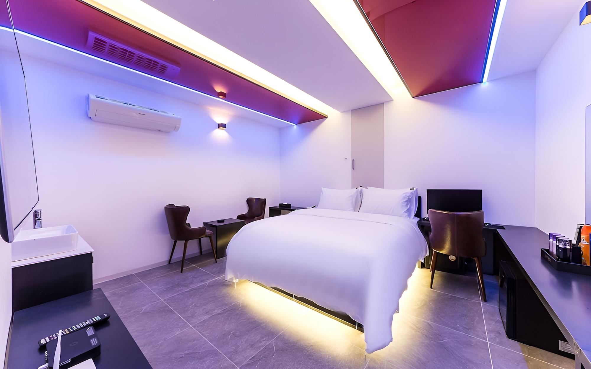 Room (Standard)
