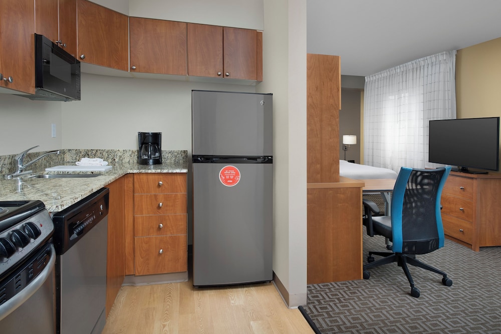 Suite, 2 Bedrooms photo 2