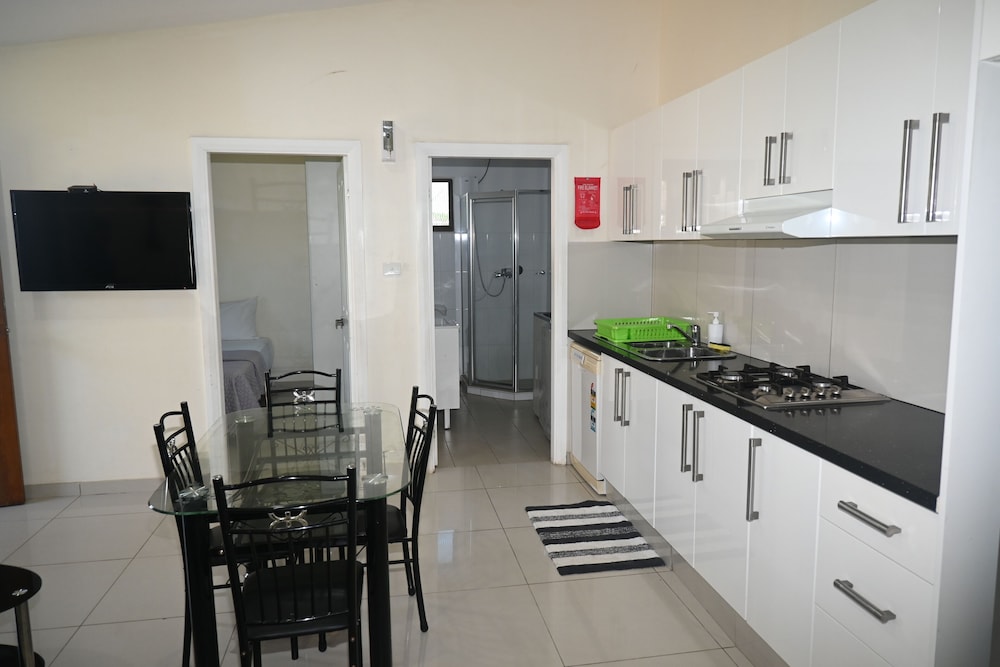 Executive Apartment photo 2