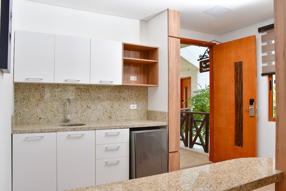 Deluxe Studio Suite photo 3