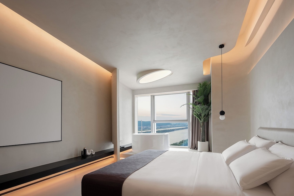 Senior Double Room, Non Smoking