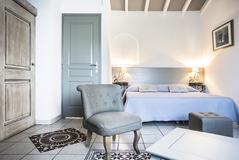 Superior Double Room - Photo 3