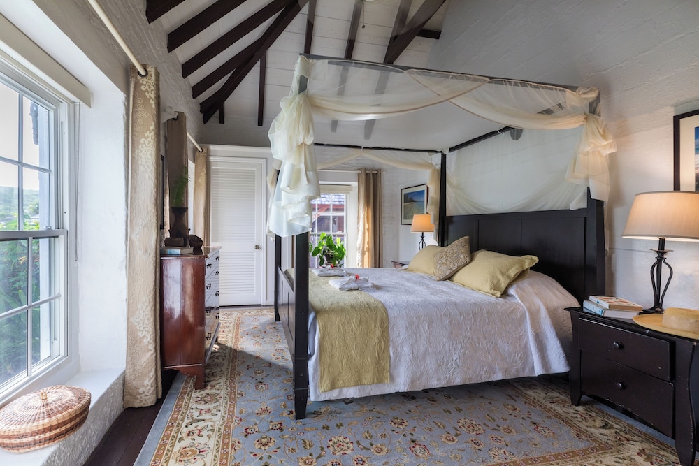 Deluxe Room, Harbor View