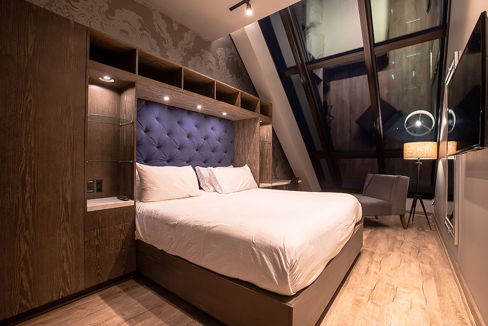 Penthouse, 1 Bedroom