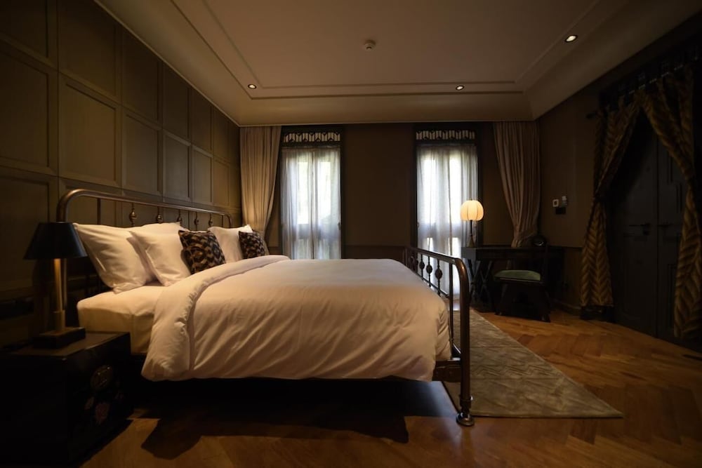 Comfort Room - Photo 1